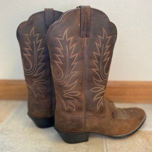 Never Worn- Ariat Cowgirl Boots